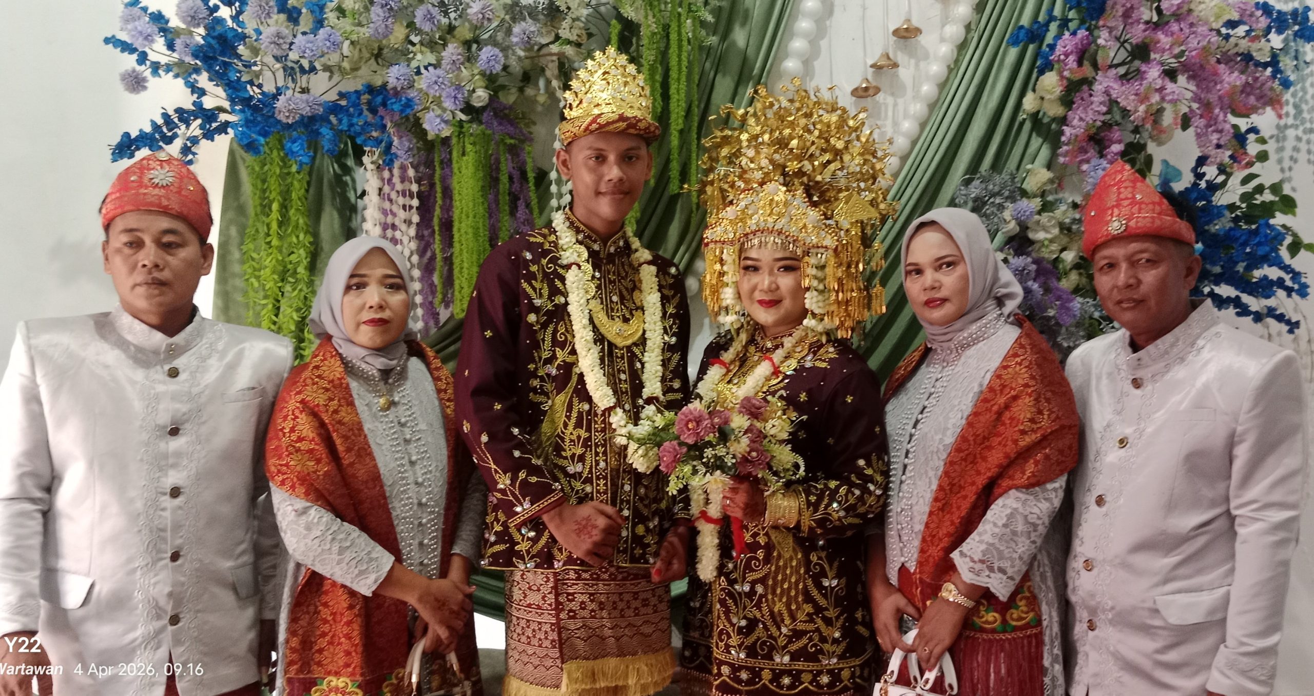 Selamat Menempuh Hidup Baru: Pernikahan Luis Vigo Anvigus dan Felyana Berlangsung Khidmat di Taja Raya 1