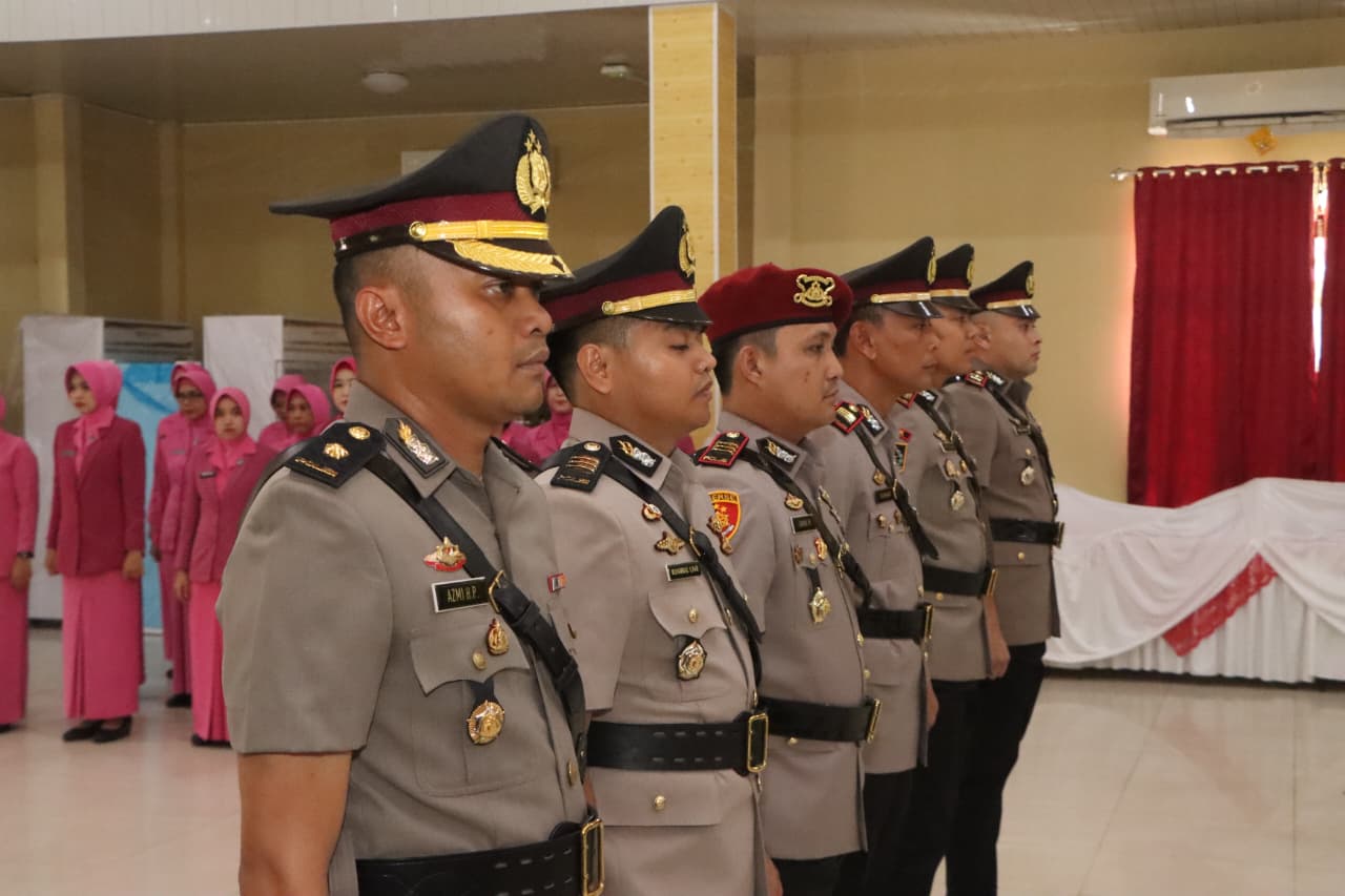 Enam Pejabat Strategis Polres Banyuasin Resmi Berganti, Kapolres Pimpin Langsung Upacara Sertijab