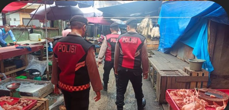Antisipasi Kejahatan 3C, Sat Samapta Polres Banyuasin Gelar Patroli Jalan Kaki di Pusat Keramaian
