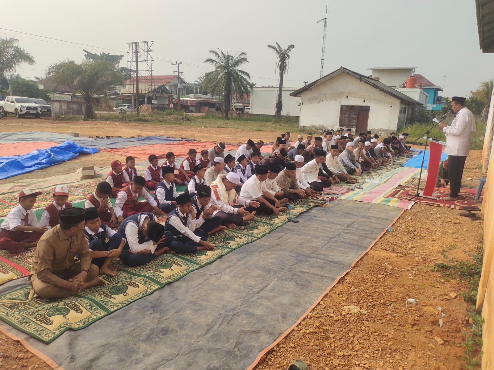 Pemerintah Kecamatan Pulau Rimau Bersama Masyarakat Gelar Sholat Istisqa Serentak Mohon Turunkan Hujan