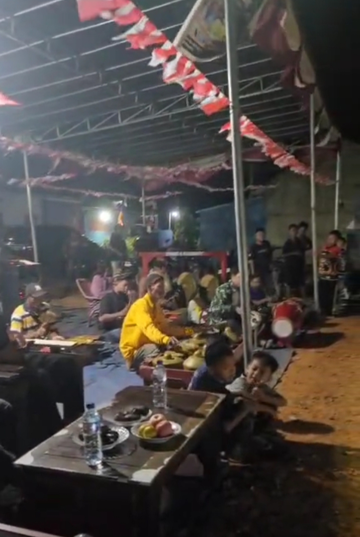 Pemdes Persiapan Bukit Makmur Meriahkan HUT RI ke-81 dengan Pentas Seni Budaya Dengan Menampilkan Pertunjukan Kuda Lumping