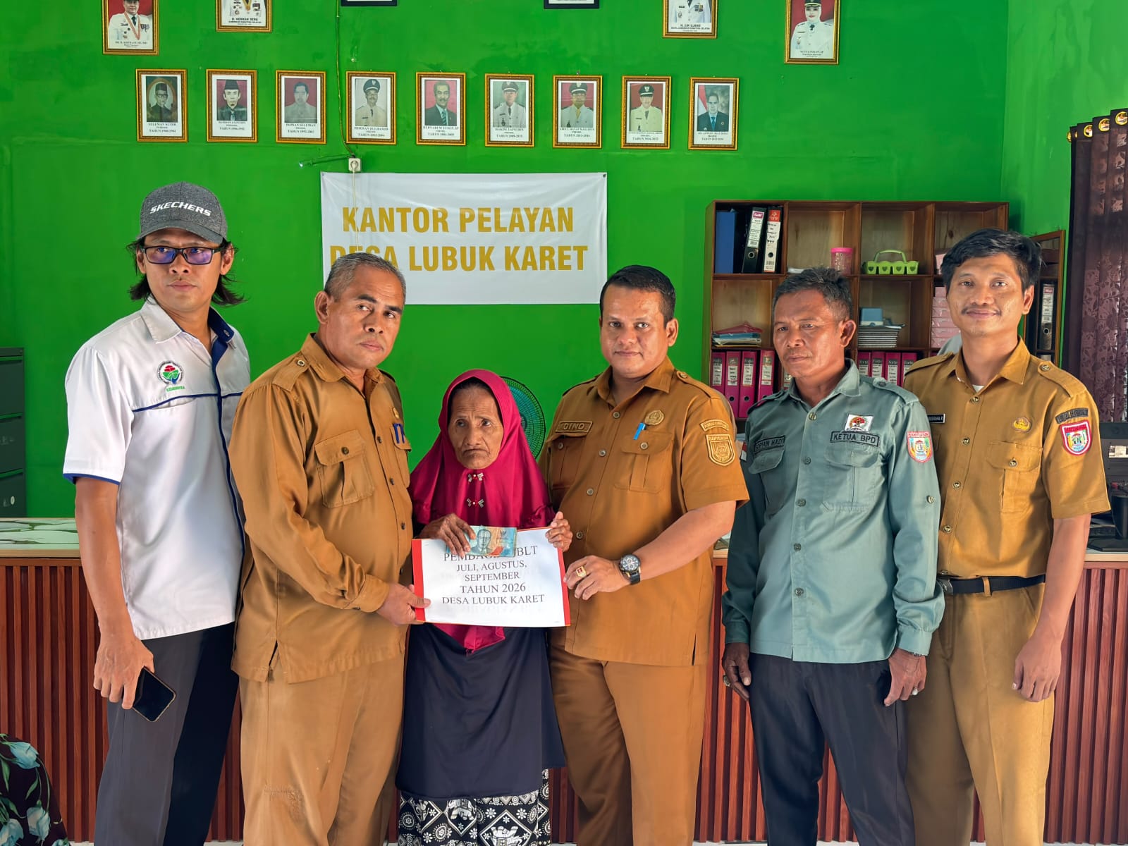 Pemdes Lubuk Karet Banyuasin Salurkan BLT Dana Desa 2026 untuk 15 KPM