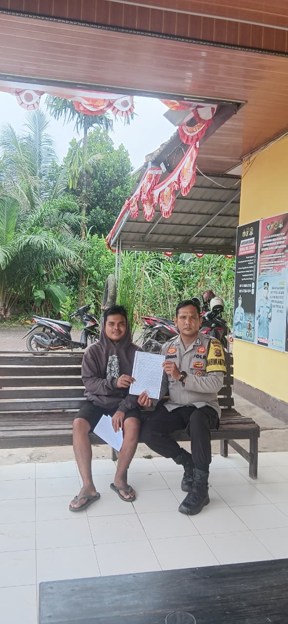Cegah Karhutla di Musim Kemarau, Bhabinkamtibmas Betung Edukasi Warga Biyuku